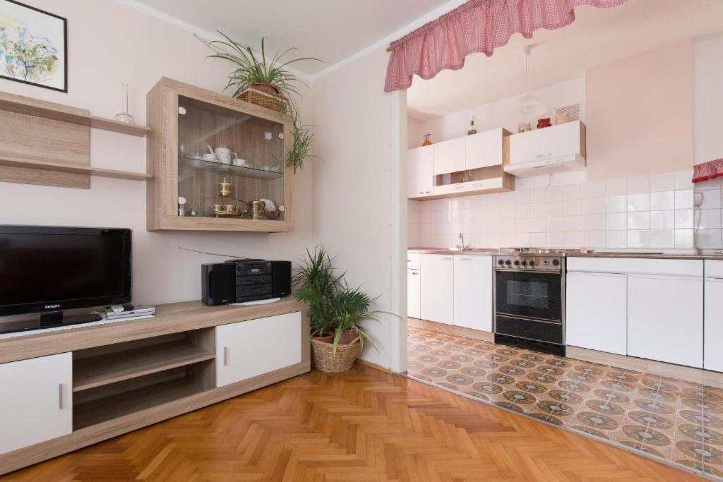 Apartments Hodanic Krk Town Kültér fotó