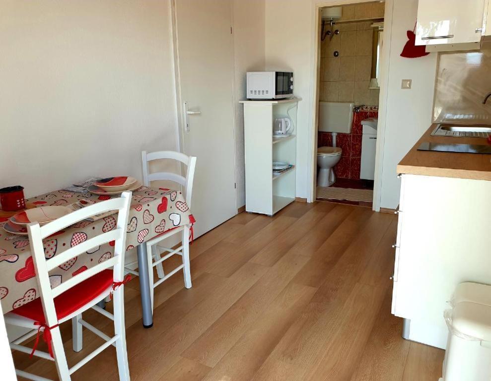 Apartments Hodanic Krk Town Kültér fotó